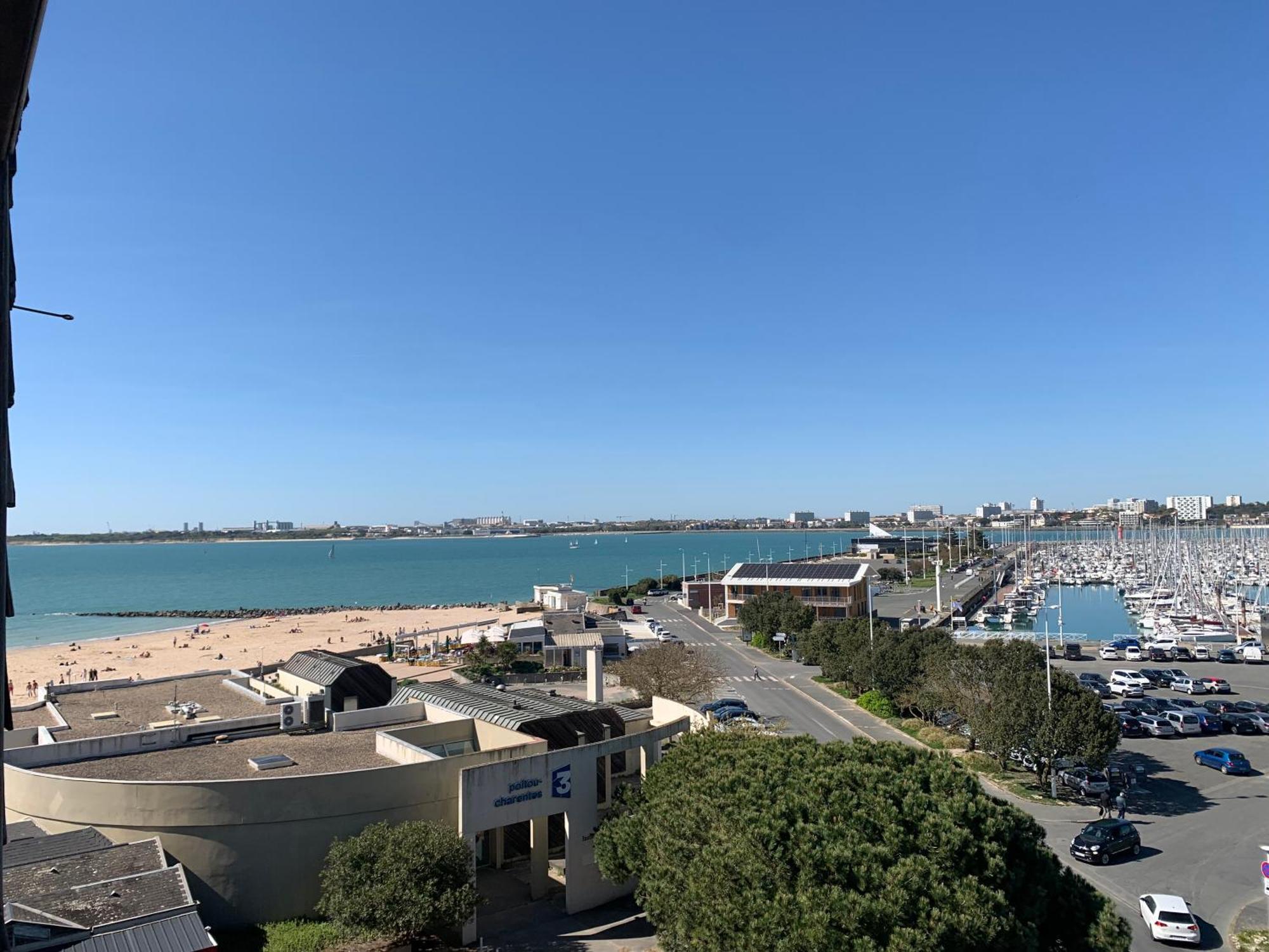 Appartement Ponant 2 à La Rochelle  Extérieur photo